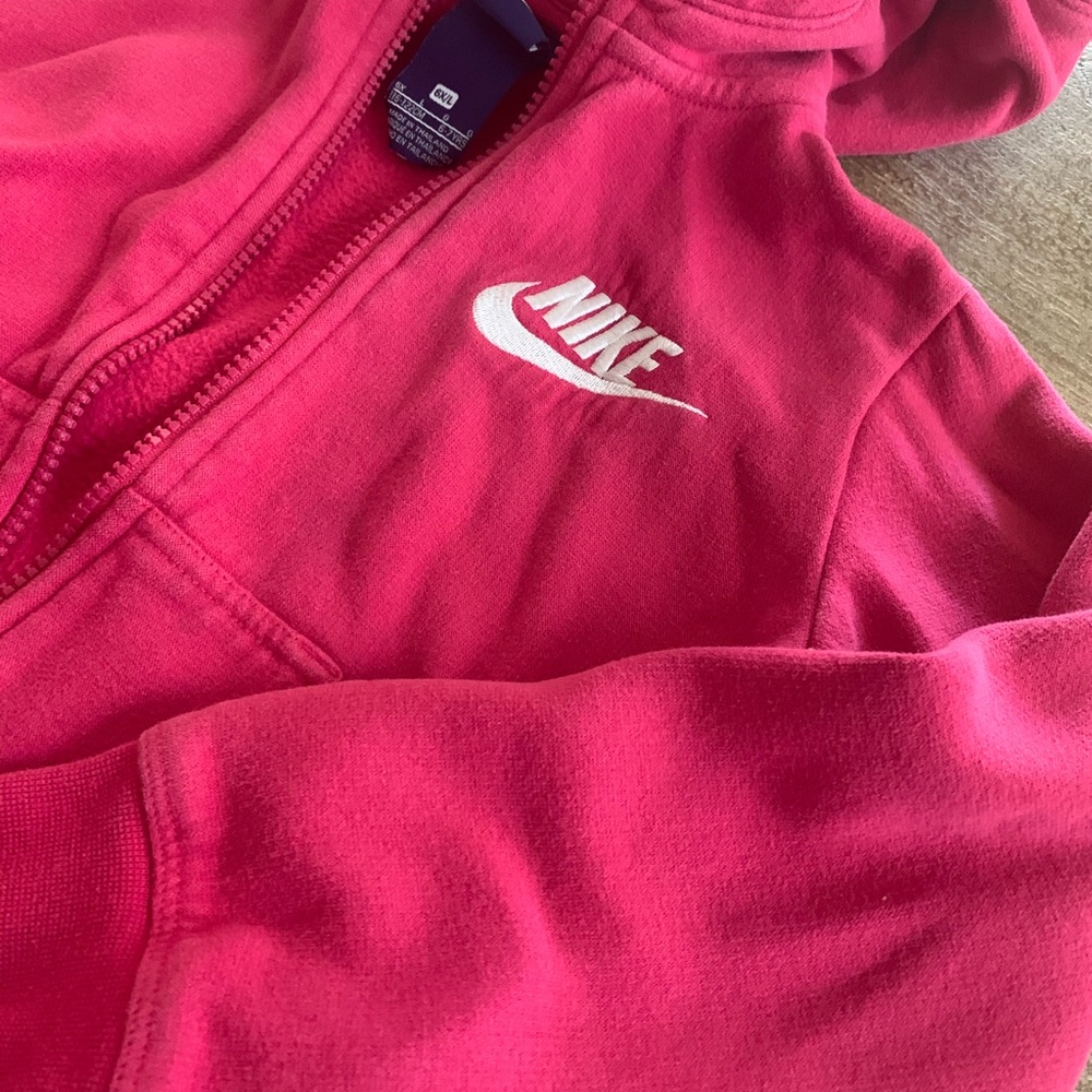 Nike Girl Sweater - Picture 2 of 5